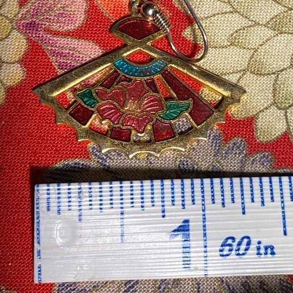 VINTAGE poinsettia fan-shaped holiday earrings - Picture 4 of 6